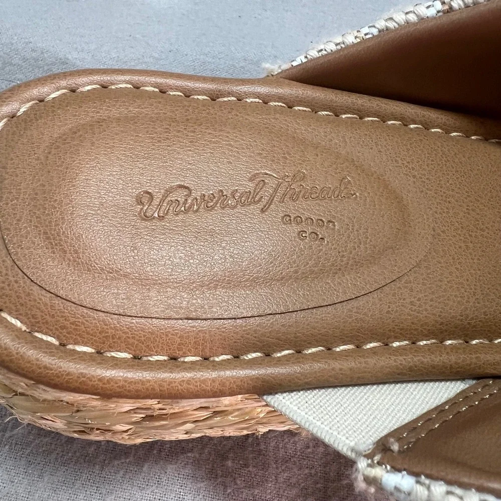Universal Thread Desi Platform Slip On Sandals Light Beige Striped Espadrille 11